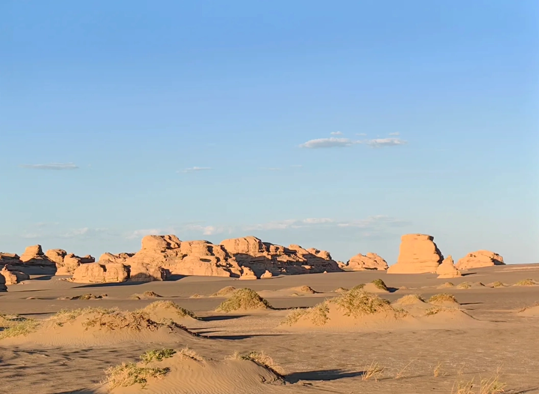 visiting Yardang National Geopark visiting Yardang National Geopark