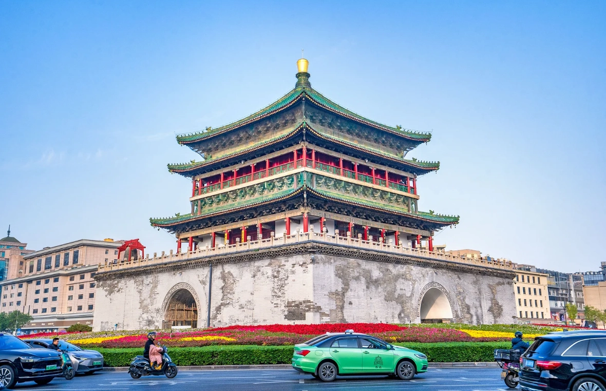 Xi'an Bell Tower opening hours