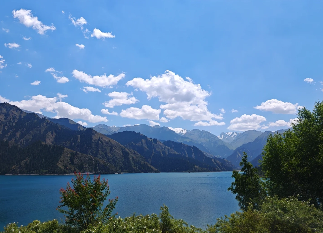 Photo of Heavenly Lake of Tianshan: how to get to Heavenly Lake