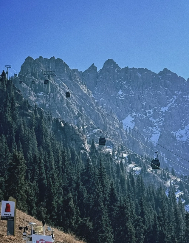 heavenly lake of tianshan cable car heavenly lake of tianshan cable car