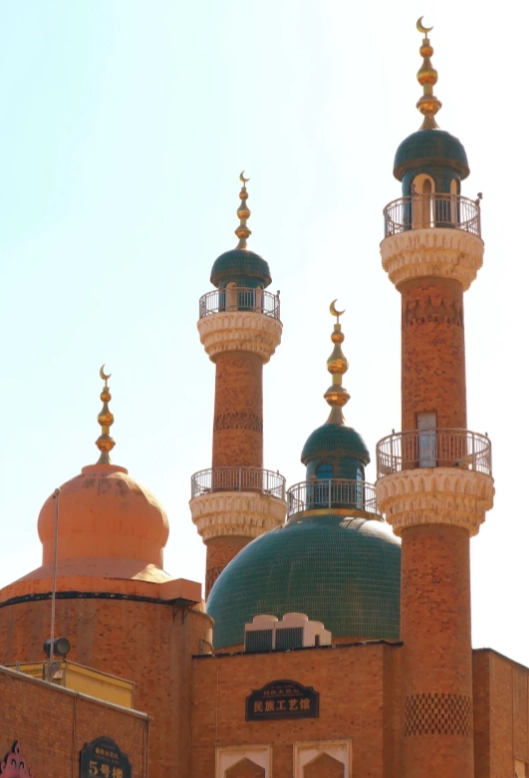 things to do at Xinjiang Bazaar things to do at Xinjiang Bazaar