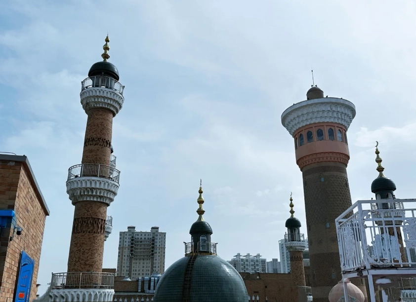 Urumqi Best Time to Visit: Avoid Crowds & Save Money