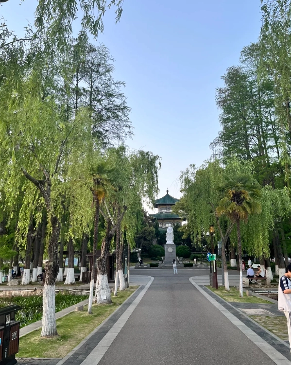 Wuhan food guide