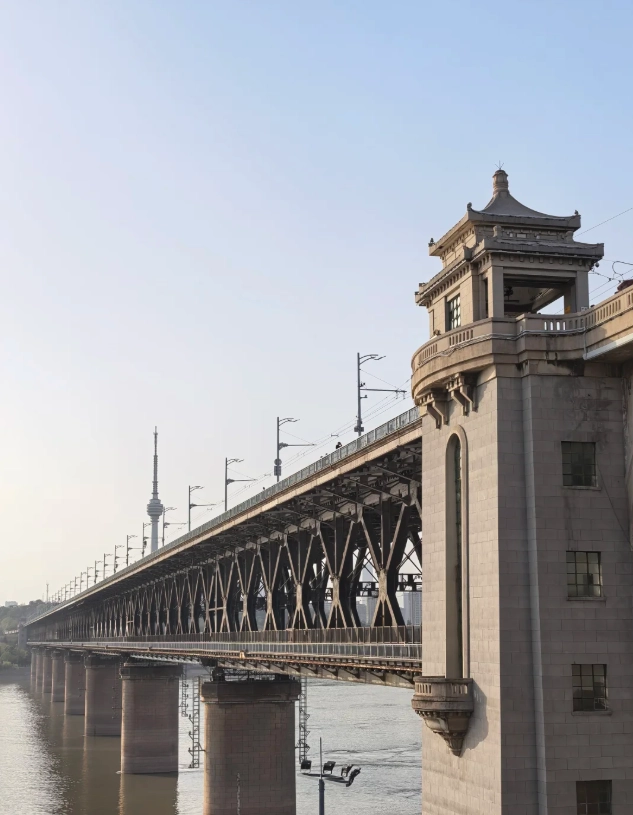 Wuhan Yangtze River Bridge visit Wuhan Yangtze River Bridge visit