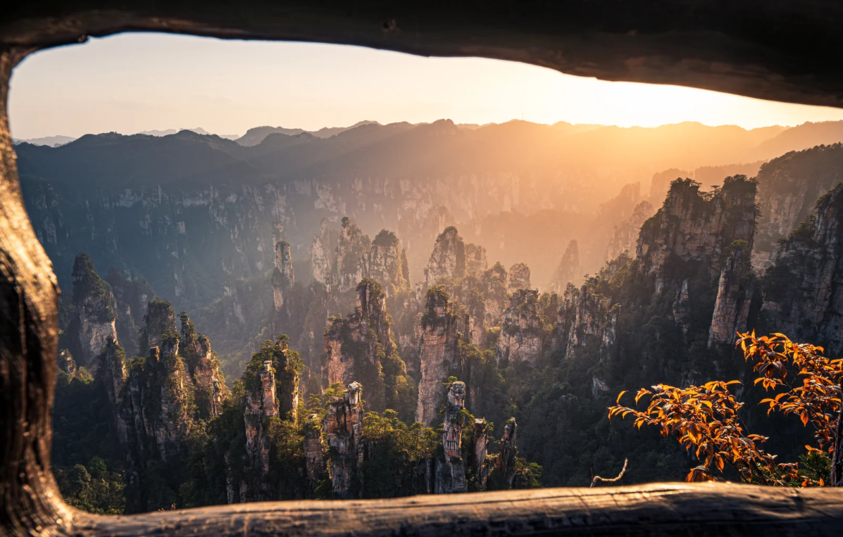 How to Travel to Zhangjiajie: Skip Queues & Save Money
