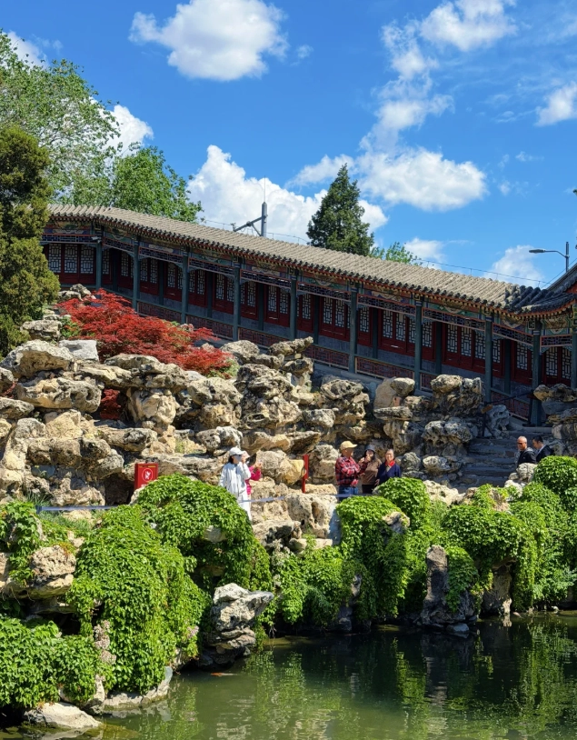 how to visit Beihai Park