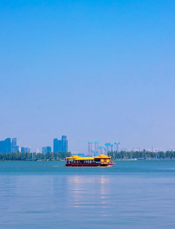 Wuhan lake ferry schedule