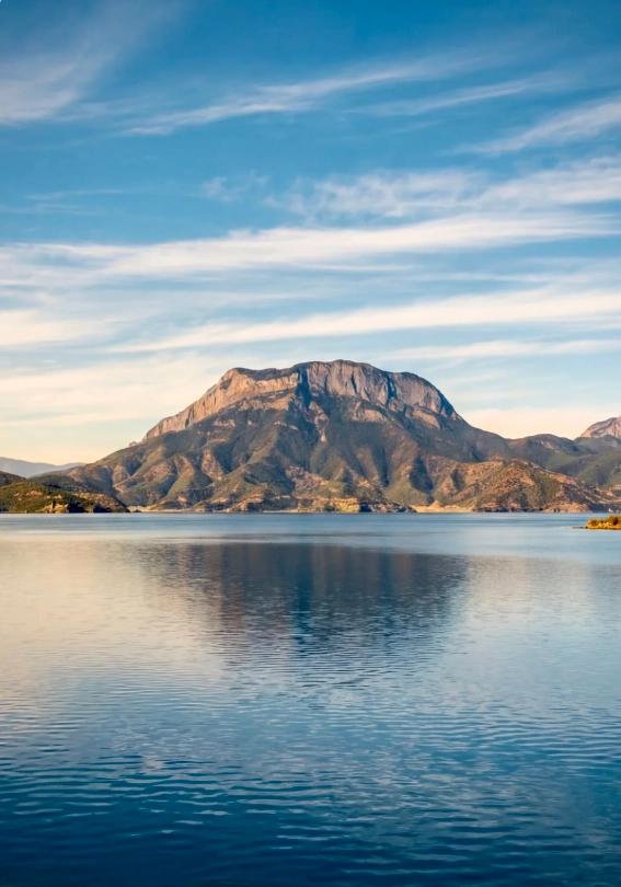 Lugu Lake travel guide Lugu Lake travel guide