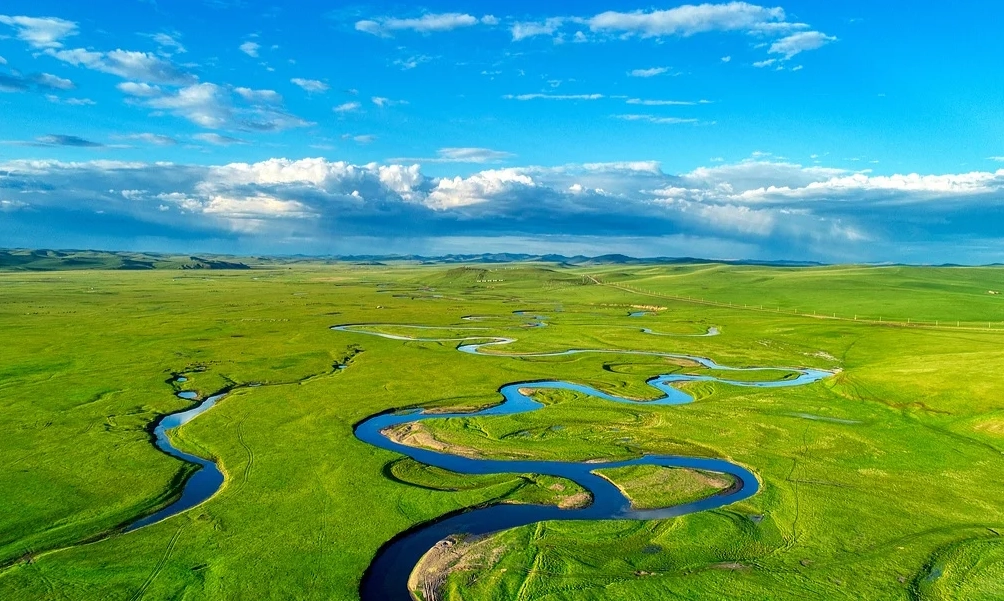 Hulunbuir 3-Day Itinerary: Skip the Crowds & See the Best Grasslands