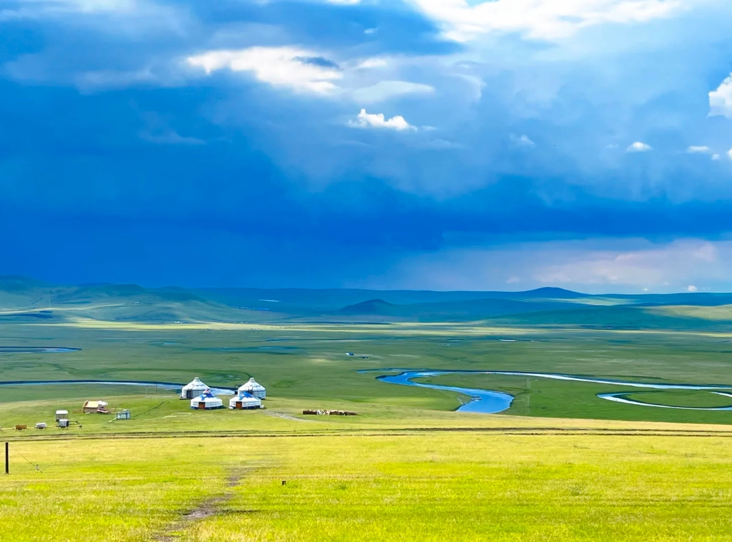 Hulunbuir Grassland from Hailar Hulunbuir Grassland from Hailar