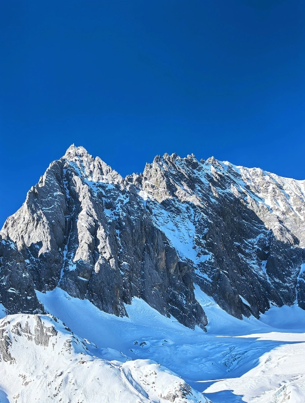 Jade Dragon Snow Mountain tour