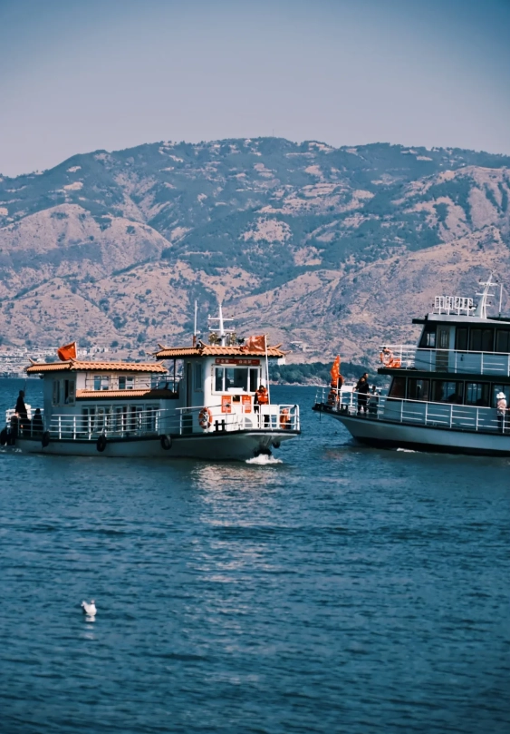 Erhai Lake cruise Erhai Lake cruise