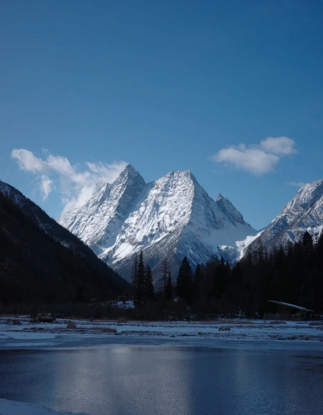 Sichuan mountain hiking tours