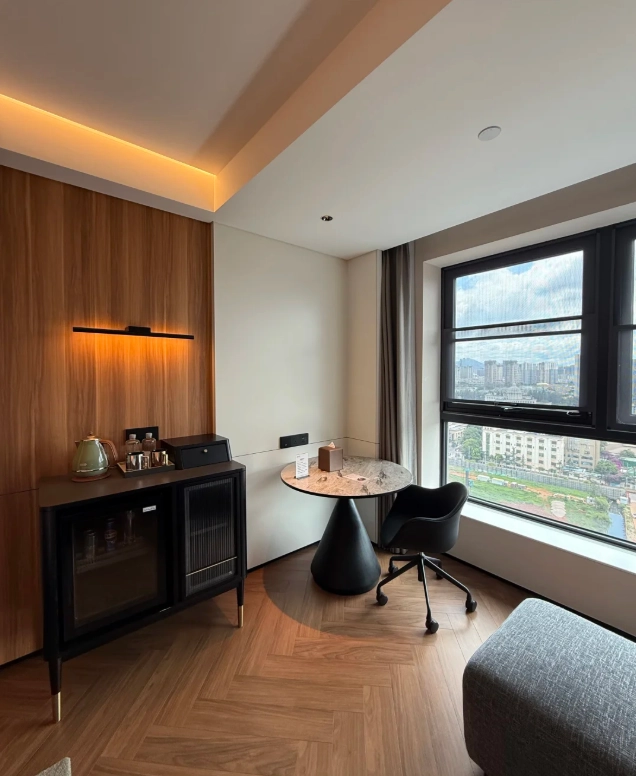 western hills kunming lodging