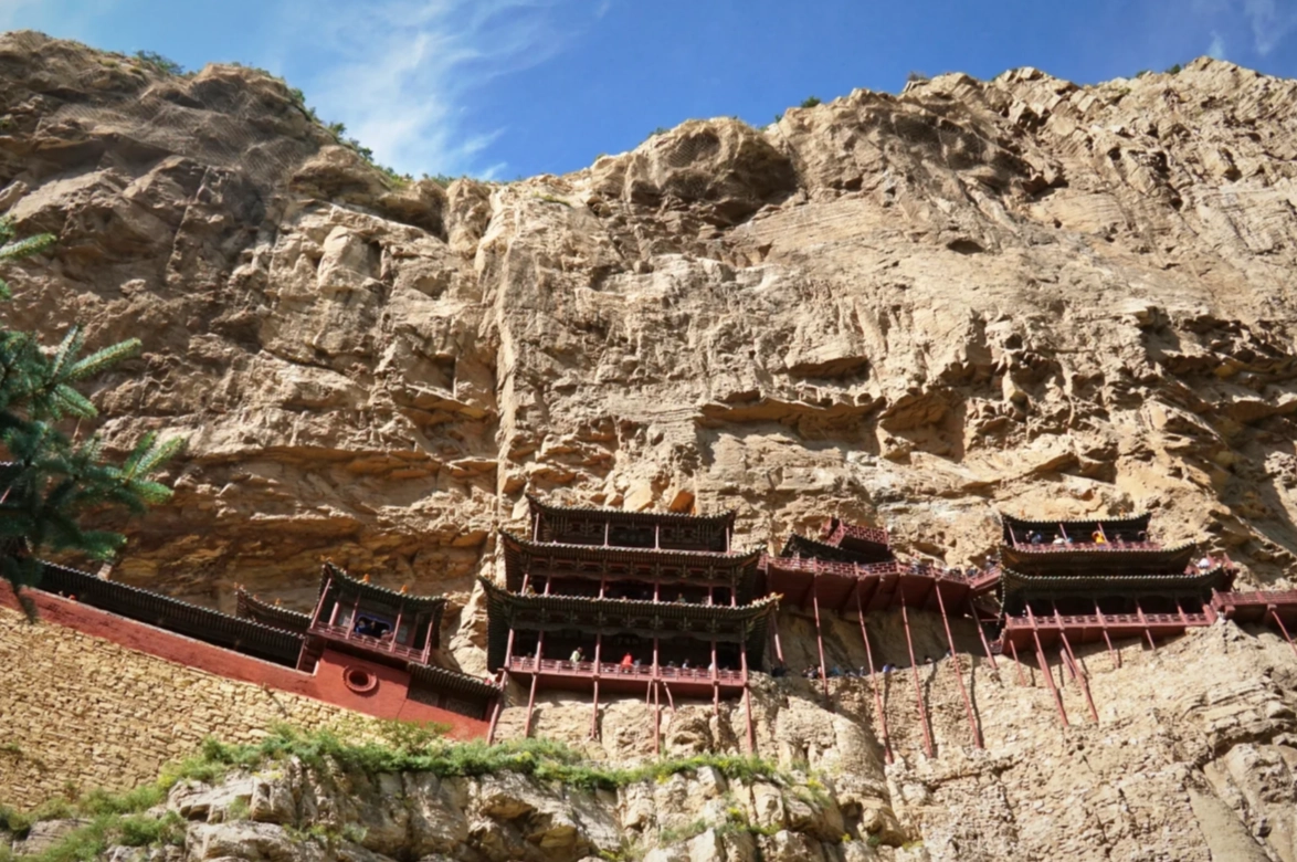 Hanging Temple tips Hanging Temple tips