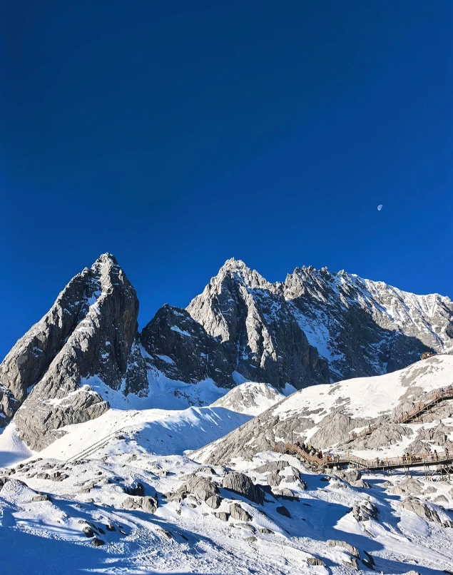 Yulong Snow Mountain crowd calendar Yulong Snow Mountain crowd calendar