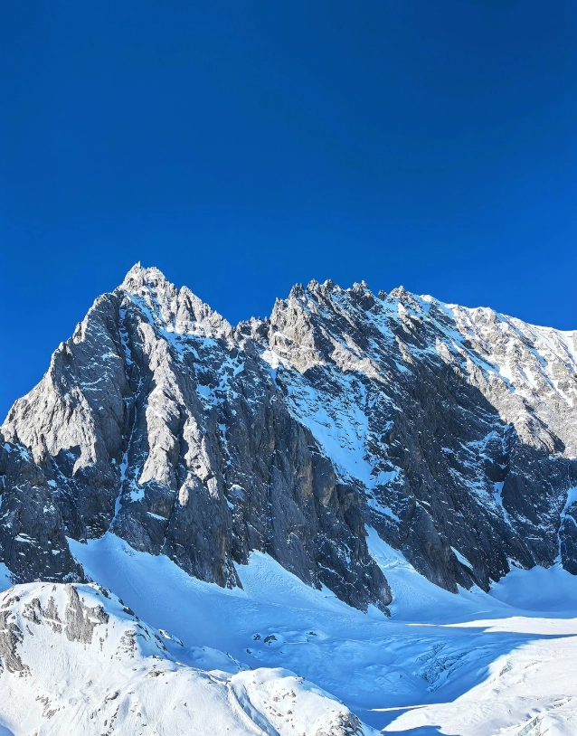 Yulong Snow Mountain weather by month Yulong Snow Mountain weather by month