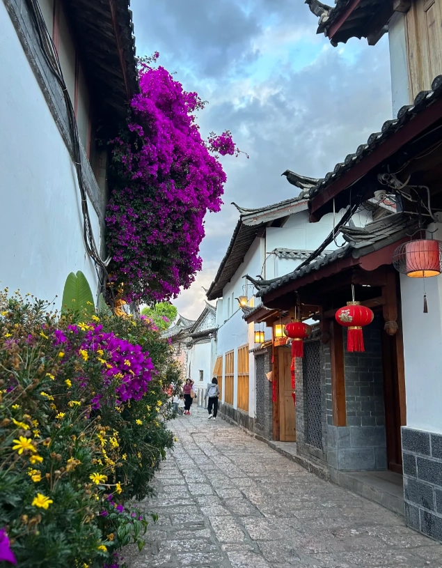 best time to visit Lijiang Old Town best time to visit Lijiang Old Town