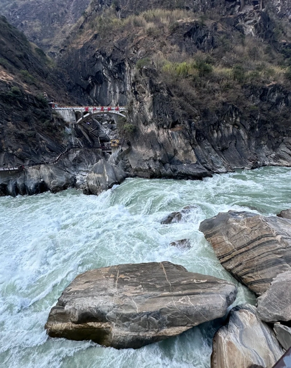 how to photograph Tiger Leaping Gorge