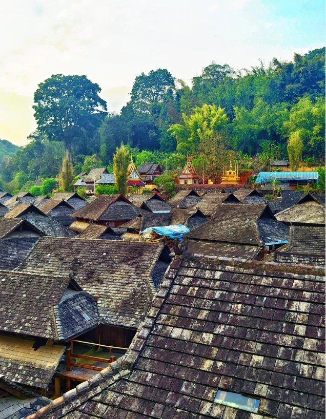 Yunnan ethnic village tour Yunnan ethnic village tour