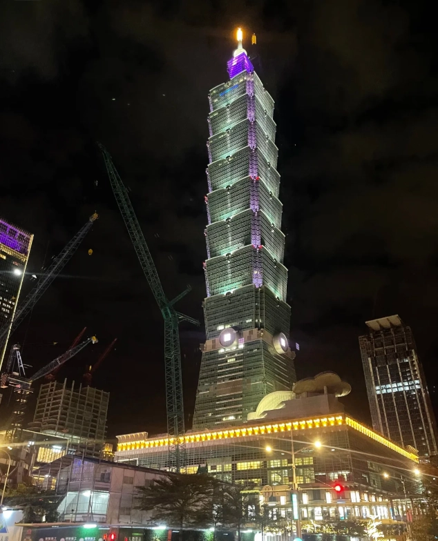 how to get to Taipei 101 from airport