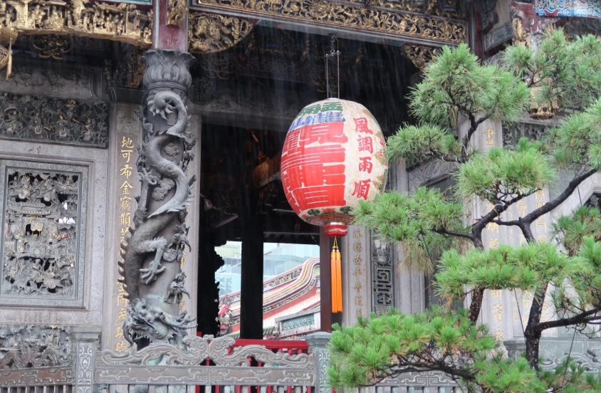 Longshan Temple opening hours Longshan Temple opening hours