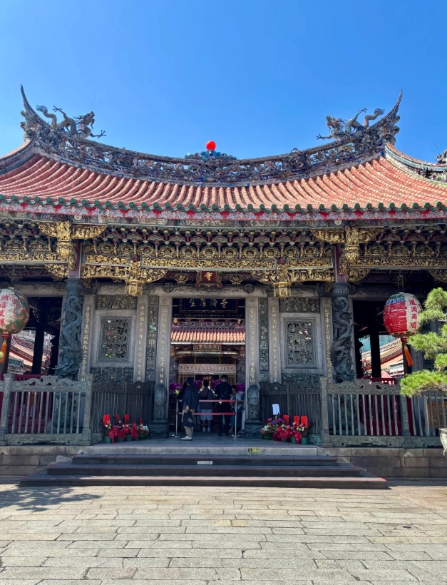 best time to visit Longshan Temple best time to visit Longshan Temple