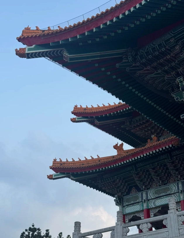 how to visit Chiang Kai-shek Memorial Hall