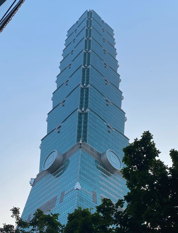 Longshan Temple Guided Tour: Insider Tips for First-Timers