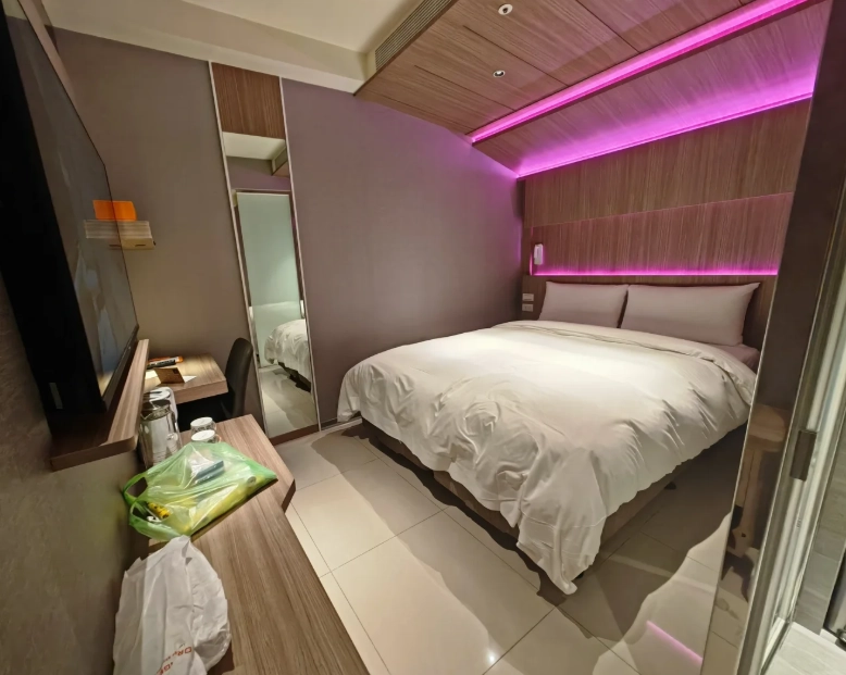 Da'an district hotels Taipei