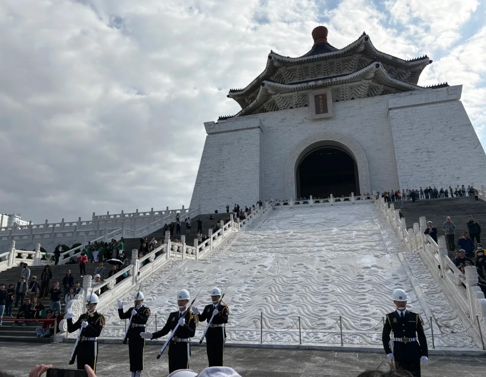 Taipei memorial hall worth visiting