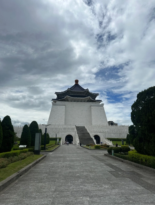free admission Chiang Kai-shek
