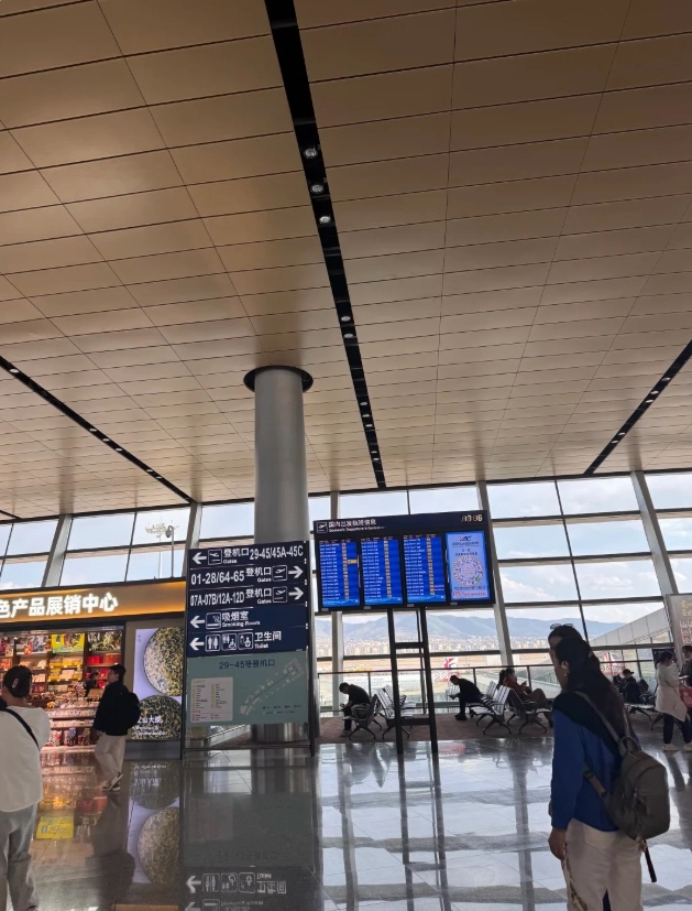 Shuanglang to Dali airport transfer Shuanglang to Dali airport transfer