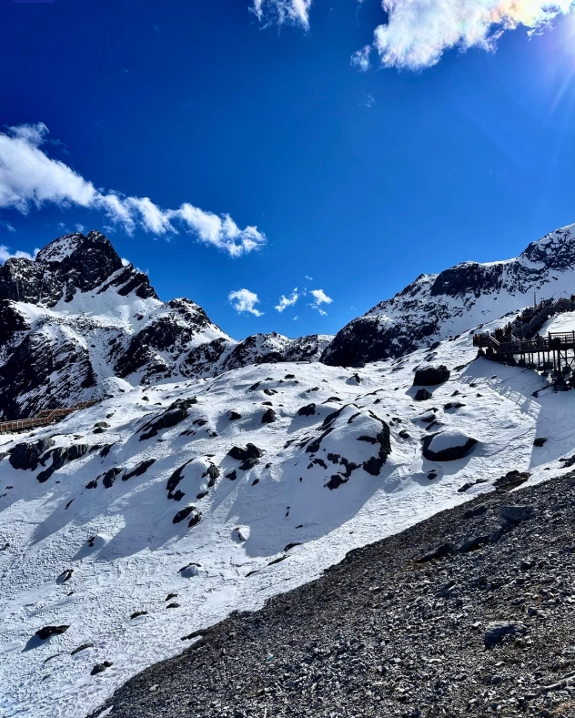 Yulong Snow Mountain landscape photography Yulong Snow Mountain landscape photography