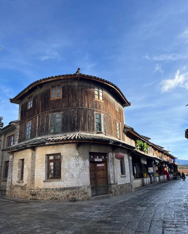 Xizhou Ancient Town walking tour Xizhou Ancient Town walking tour