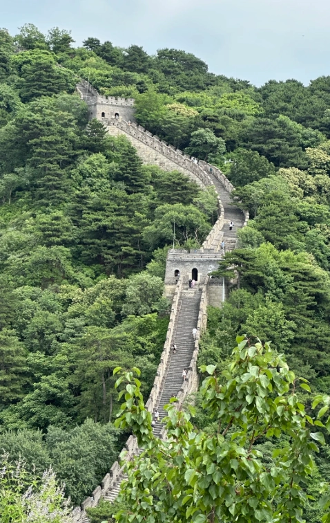 Best Season to Visit Mutianyu Great Wall: Avoid Crowds & Save Money