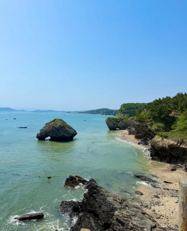 Golden Pebble Beach National Geopark worth visiting Golden Pebble Beach National Geopark worth visiting