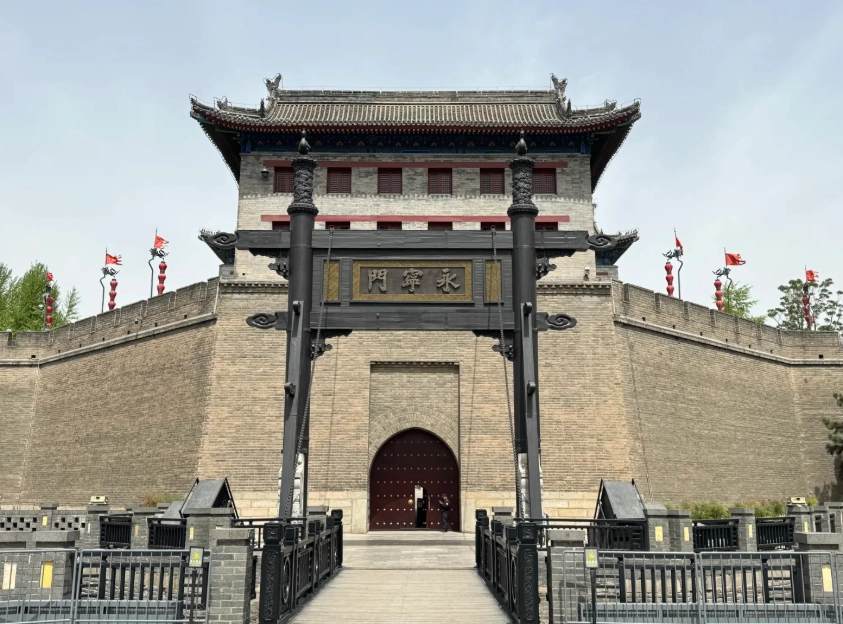 Xi'an City Wall Best Gate to Enter: South vs East Gate