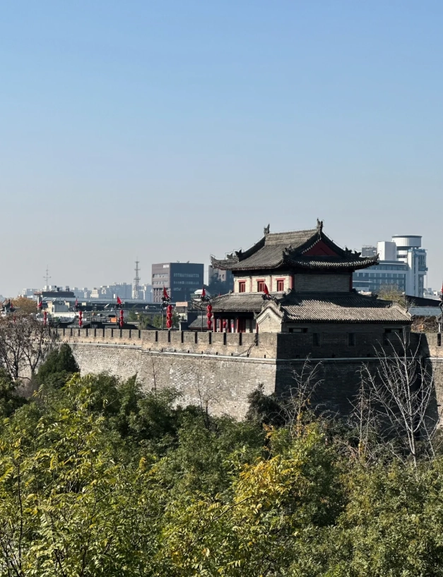 Xi'an City Wall opening hours