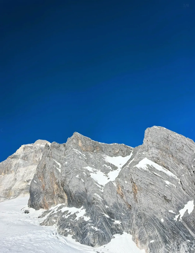 best time to visit Yulong Snow Mountain