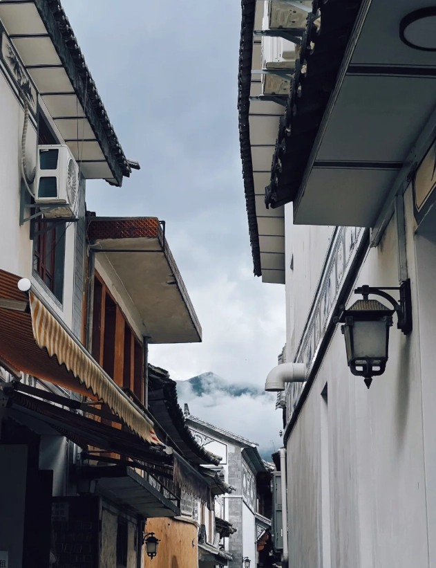 Xizhou Ancient Town from Dali