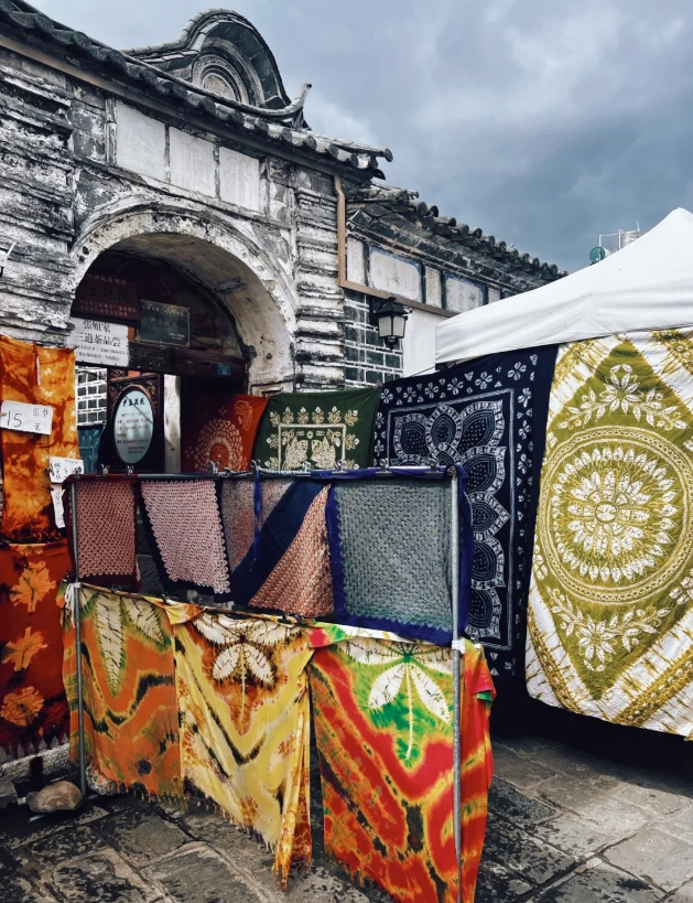 Xizhou Ancient Town hours