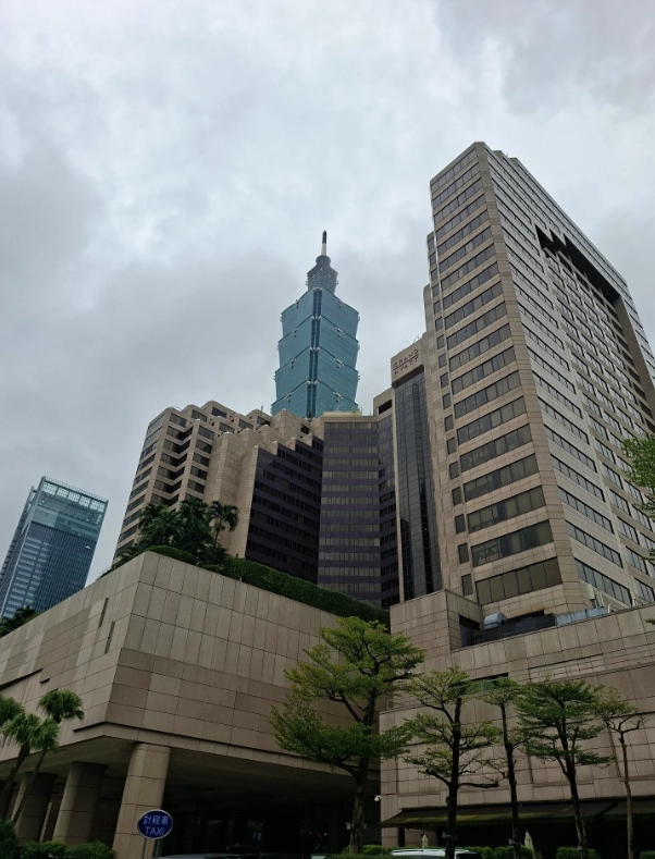 best hotels near Elephant Mountain Taipei best hotels near Elephant Mountain Taipei