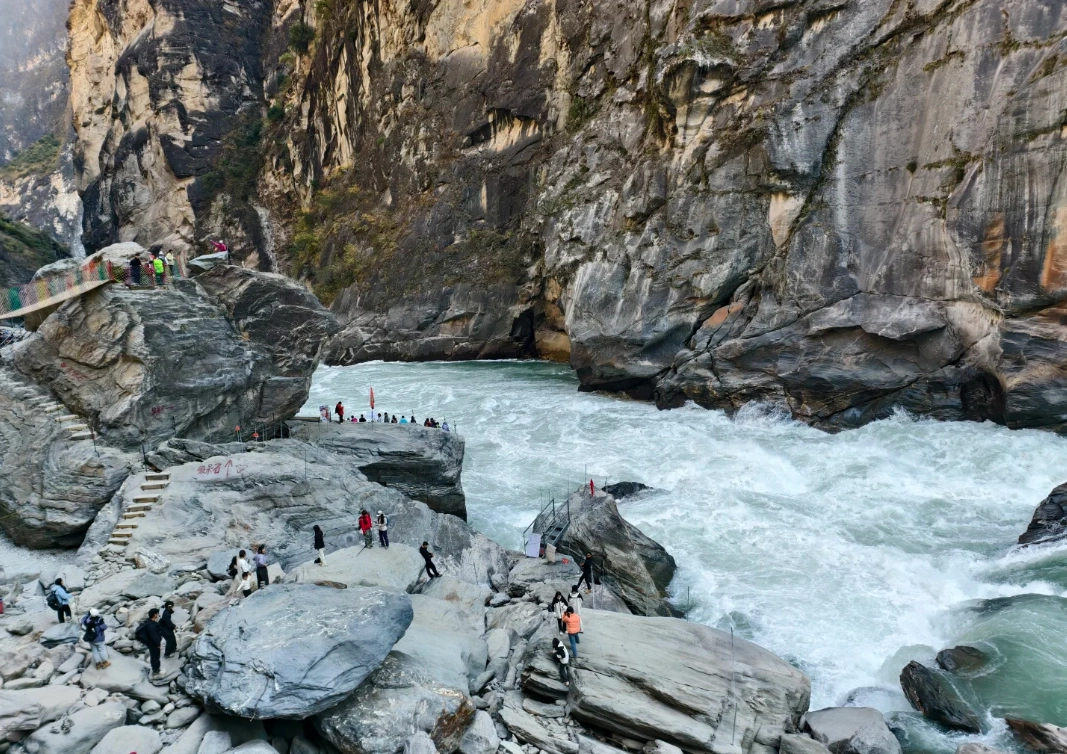 tiger leaping gorge hiking guide