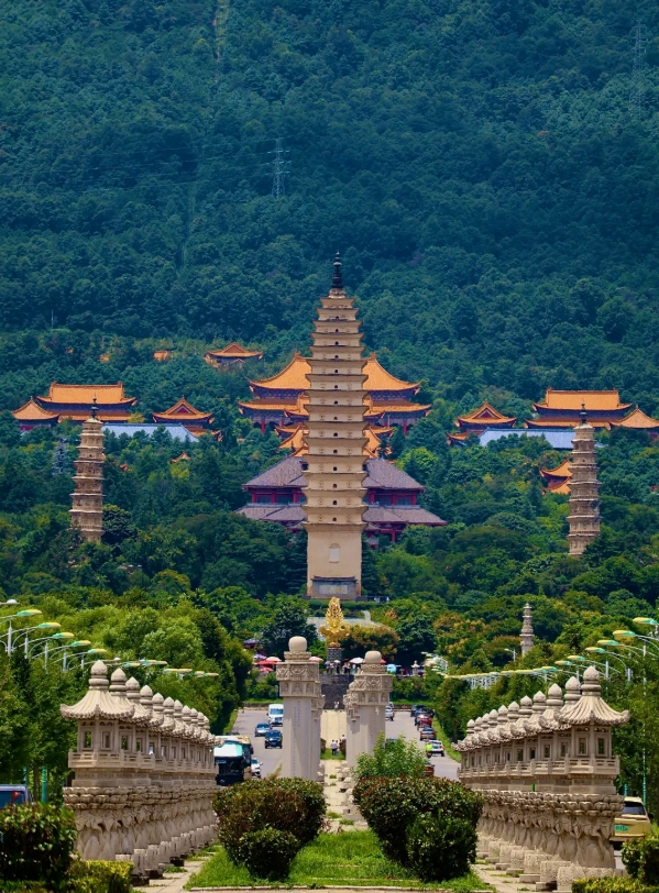 Chongsheng Temple Three Pagodas