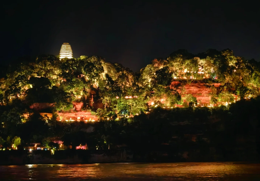 Leshan evening activities Leshan evening activities