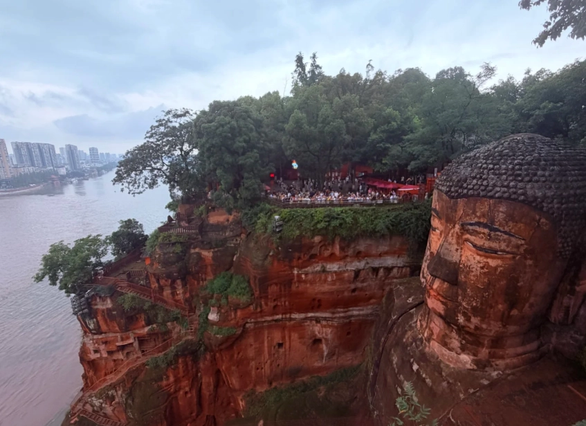 Leshan Giant Buddha tips