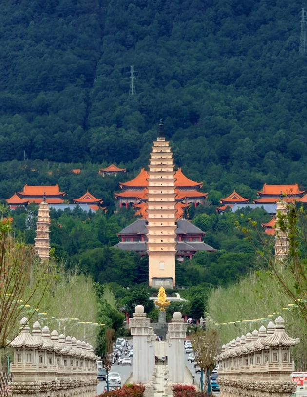 Chongsheng Temple Three-Pagoda best time Chongsheng Temple Three-Pagoda best time