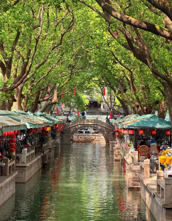 Suzhou water town guide Suzhou water town guide