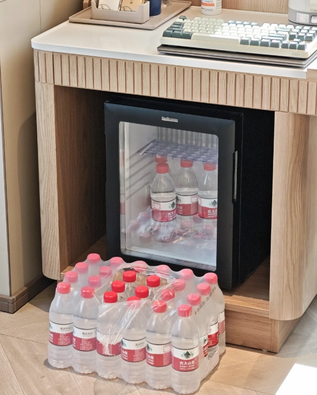 china hotel water dispenser